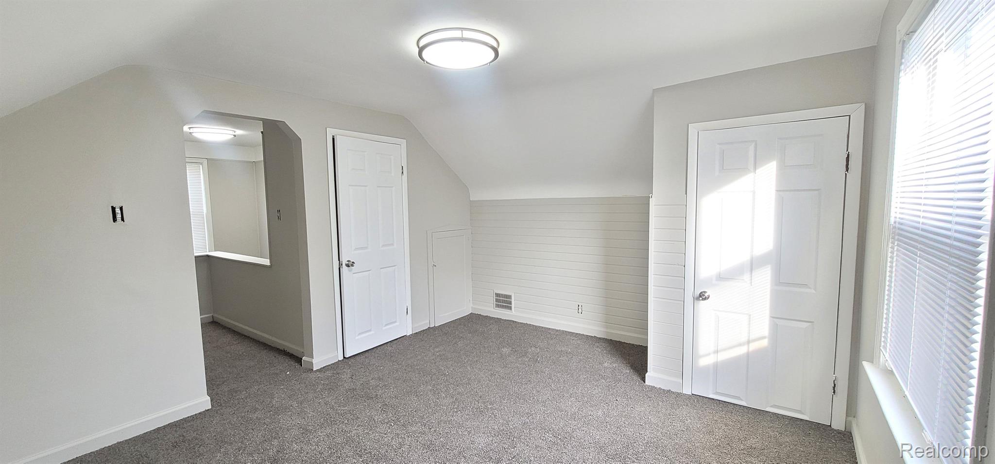 6705 Pelham Road Allen Park, MI 48101 - Photo 19 of 30 PARTIAL VIEW UPPER BEDROOM