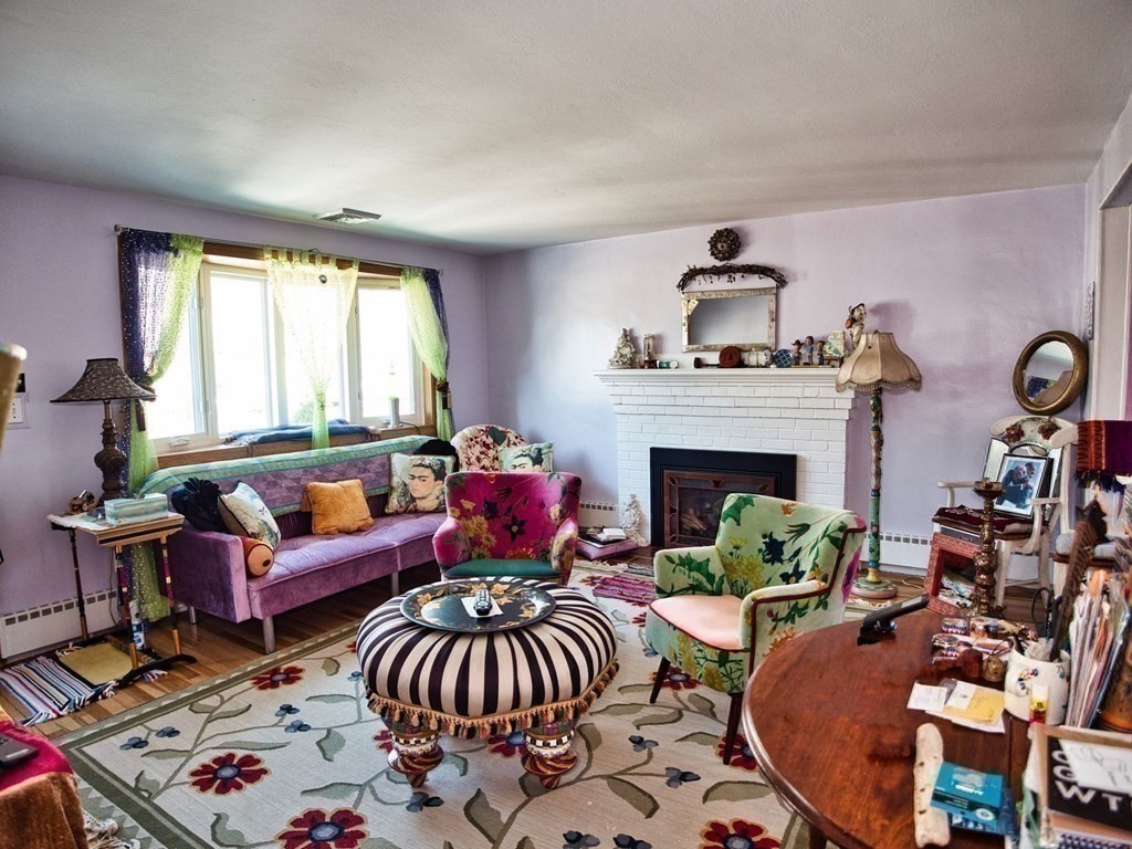 11 Roseen Road Holbrook, MA 02343 - Photo 4 of 33 Gallery Image 4