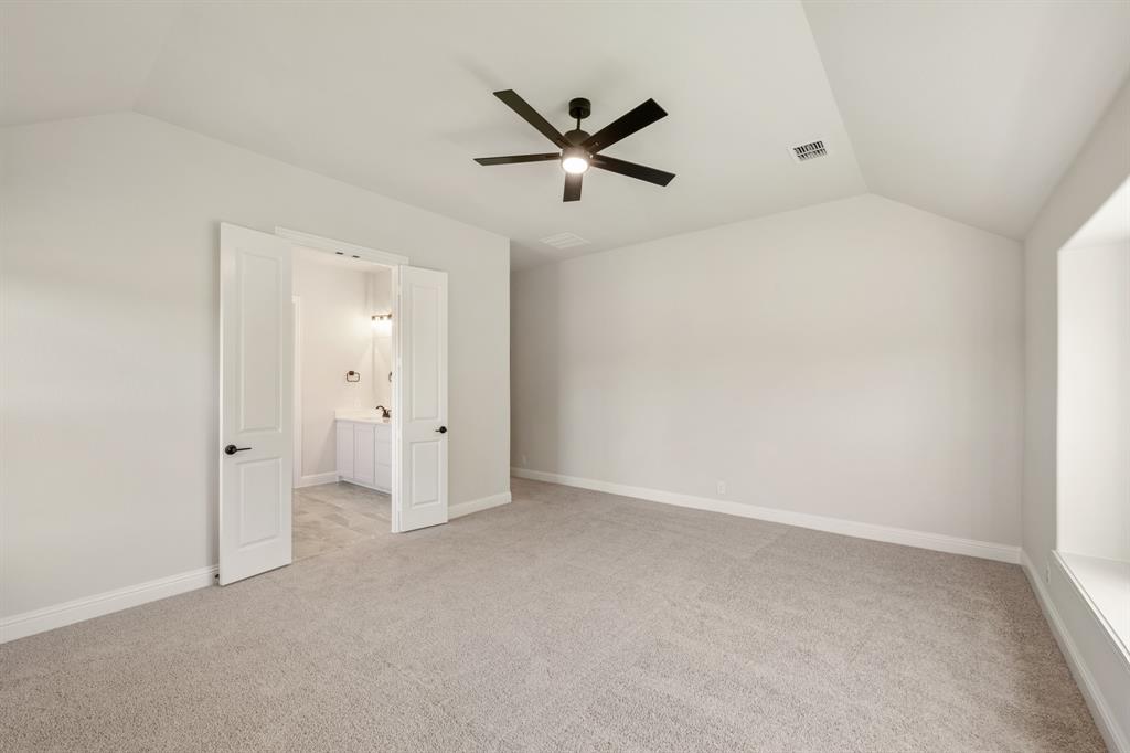 763 Crystal Lk Lane Red Oak, TX 75154 - Photo 21 of 35