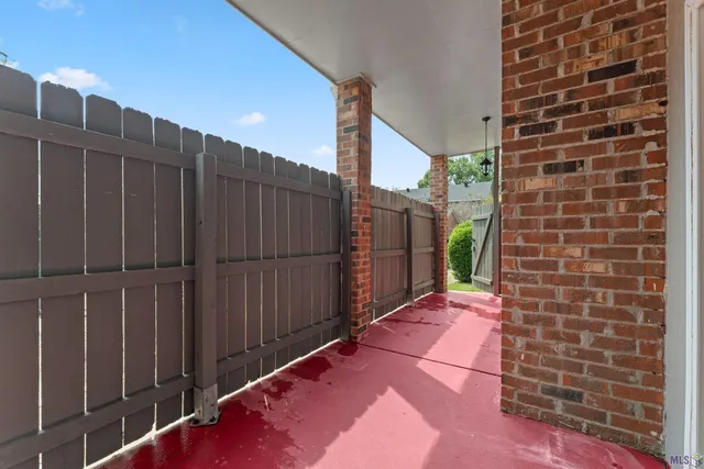 $189,000 | 7640 Lasalle Avenue, Unit 405, Baton Rouge, LA 70806