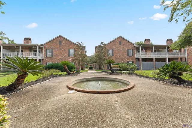 $189,000 | 7640 Lasalle Avenue, Unit 405, Baton Rouge, LA 70806