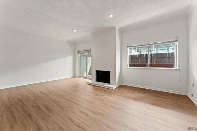 $189,000 | 7640 Lasalle Avenue, Unit 405, Baton Rouge, LA 70806