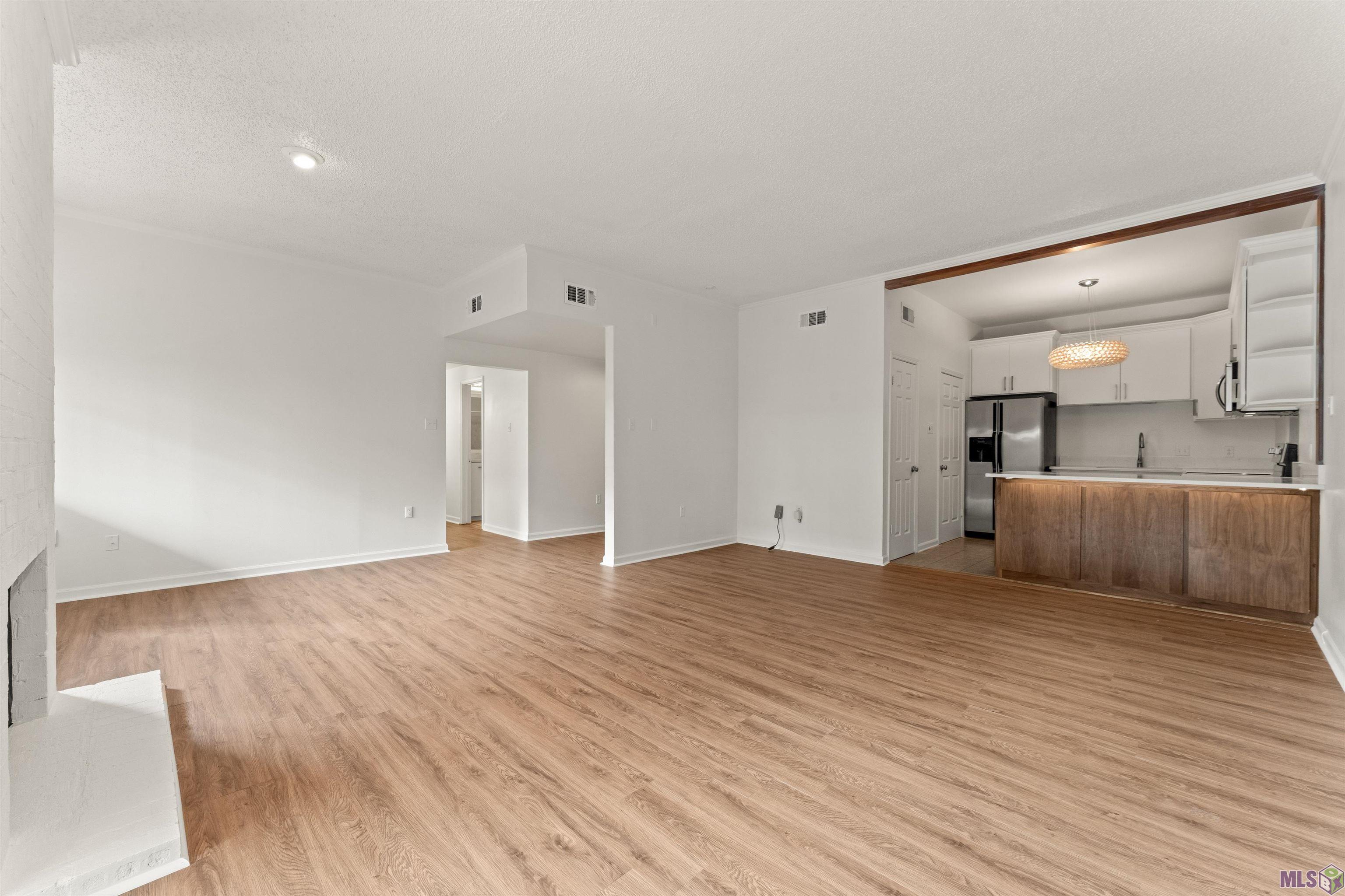 7640 Lasalle Avenue, Unit 405 Baton Rouge, LA 70806 - Photo 4 of 20