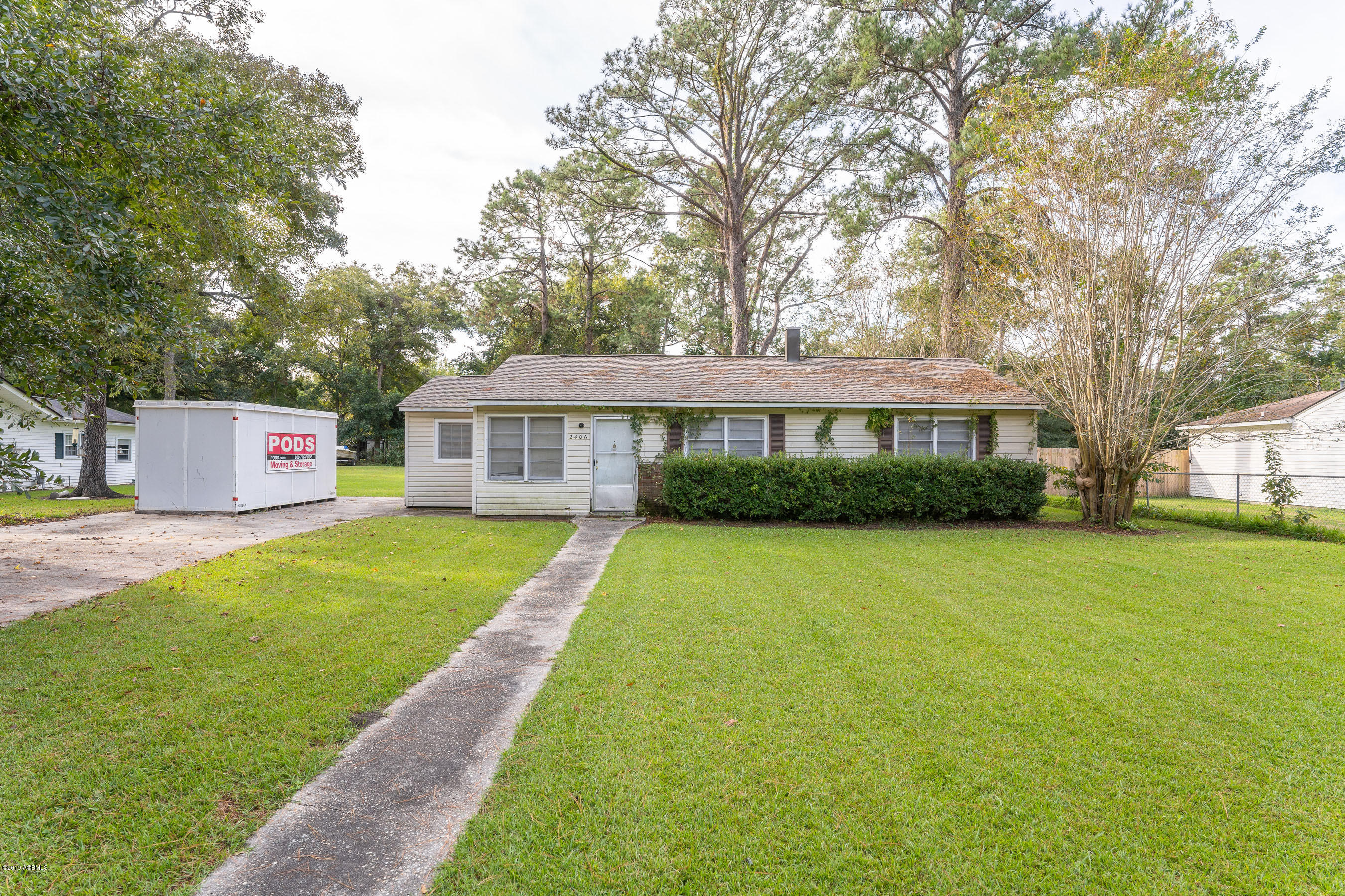 2406 State Rd S-7-386 Beaufort, SC 29902 - Photo 1 of 15 1865D2E5-3667-42C1-B63B-BFB920D5C53E