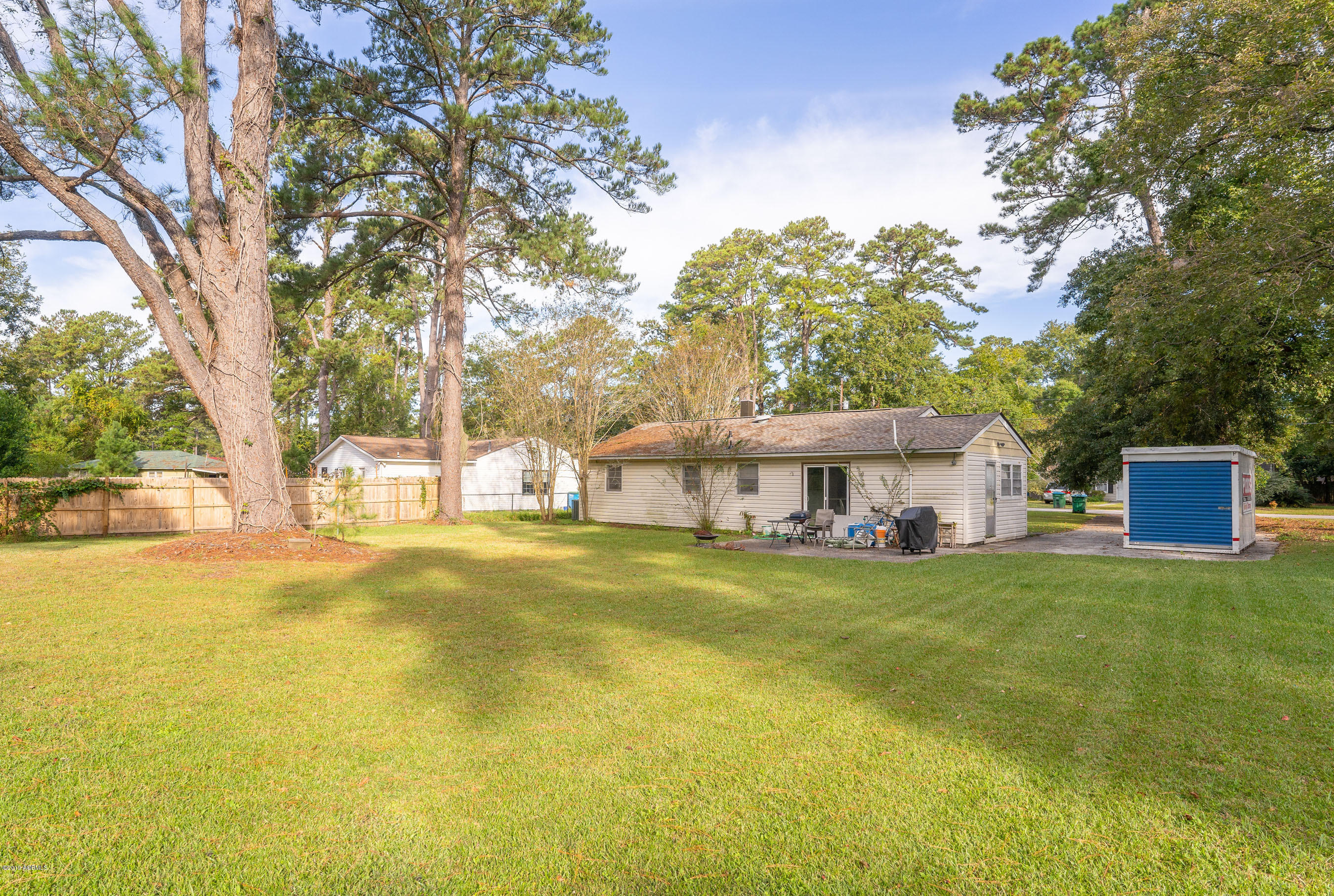 2406 State Rd S-7-386 Beaufort, SC 29902 - Photo 3 of 15 451A3942-2DFF-4052-8AFD-171BA815D5C4