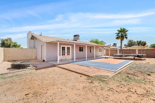 $395,000 | 2403 East Inverness Avenue, Mesa, AZ 85204