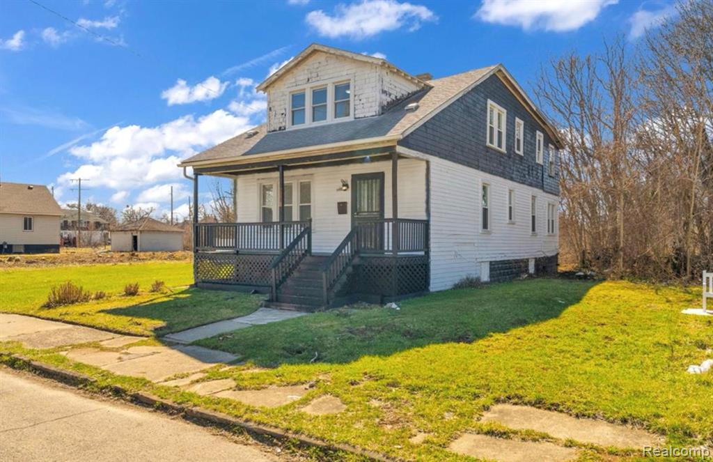 5573 Montclair Street Detroit, MI 48213 - Photo 3 of 40