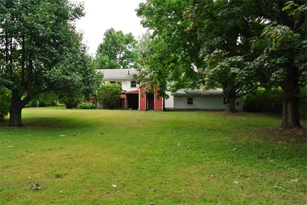93 Rolling Acres Road Lunenburg, MA 01462 - Photo 9 of 10 Gallery Image 9