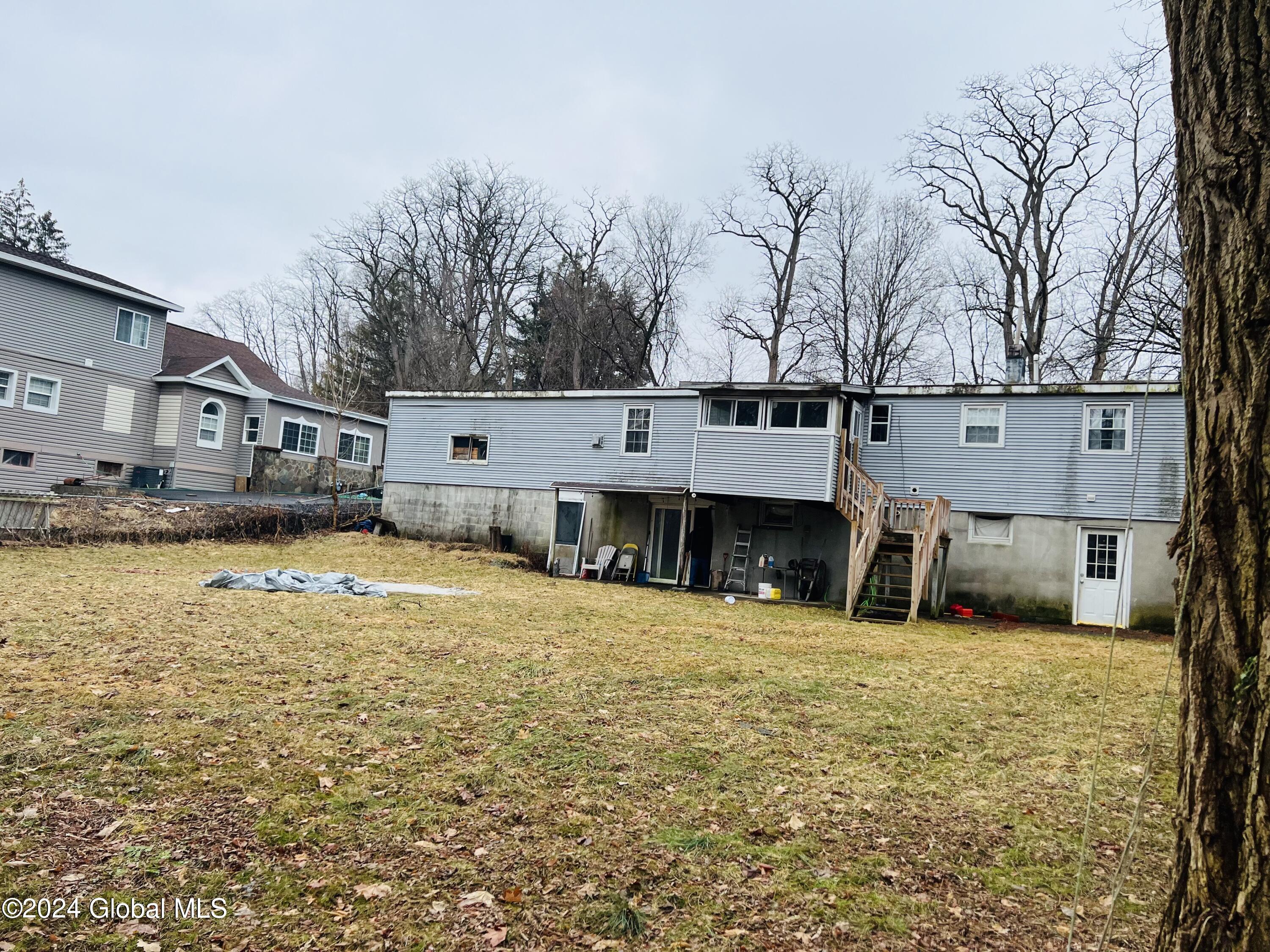 358 Olean Street Schenectady, NY 12306 - Photo 8 of 16 IMG_6339 (1)
