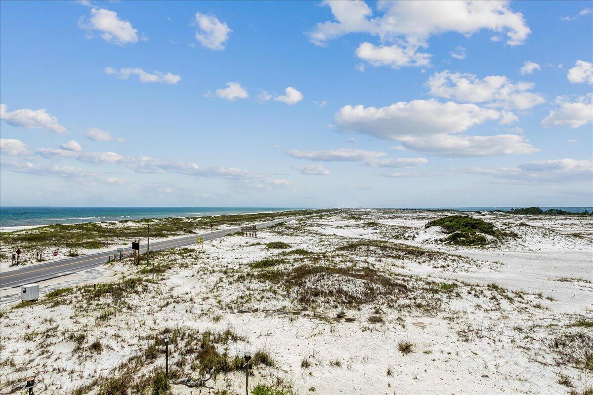 1401 Sailmaker Way Navarre, FL 32566 - Photo 29 of 66