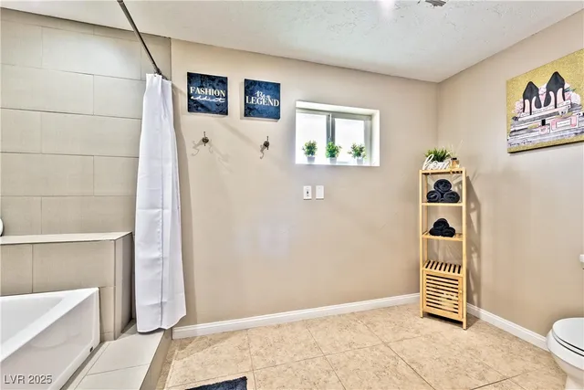 $3,995 | 7171 Hinson Street, Las Vegas, NV 89118