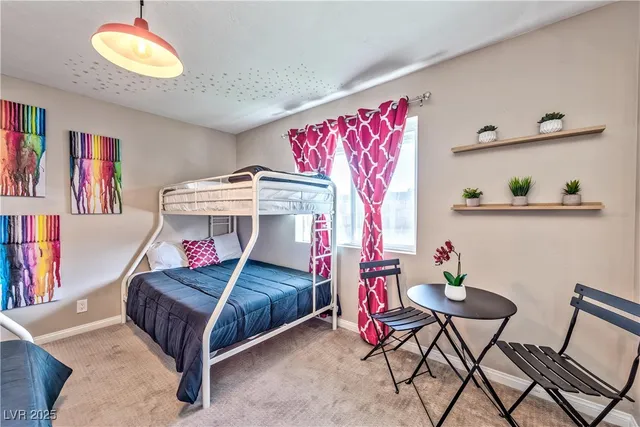 $3,995 | 7171 Hinson Street, Las Vegas, NV 89118