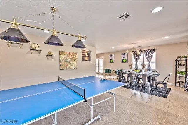 $3,995 | 7171 Hinson Street, Las Vegas, NV 89118