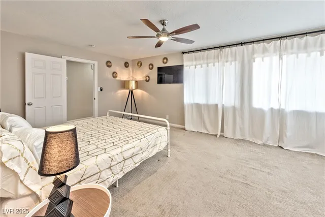 $3,995 | 7171 Hinson Street, Las Vegas, NV 89118