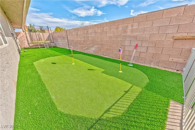 $3,995 | 7171 Hinson Street, Las Vegas, NV 89118