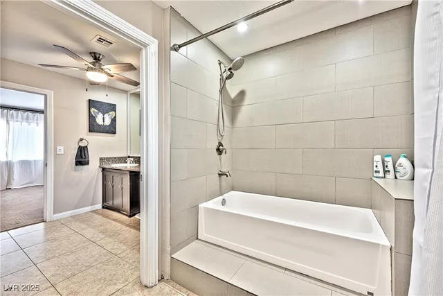 $3,995 | 7171 Hinson Street, Las Vegas, NV 89118