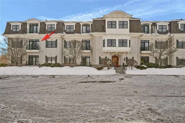 $4,000 | 109 Vistas Court, East Greenwich, RI 02818