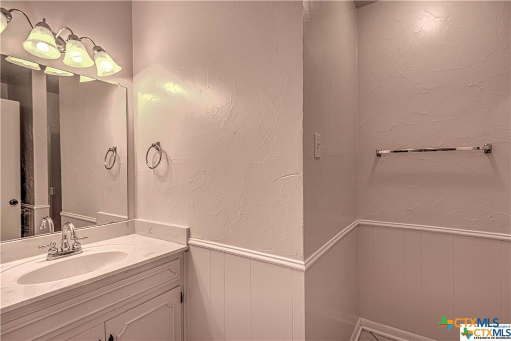 980 Thomas Arnold Road Salado, TX 76571 - Photo 17 of 46
