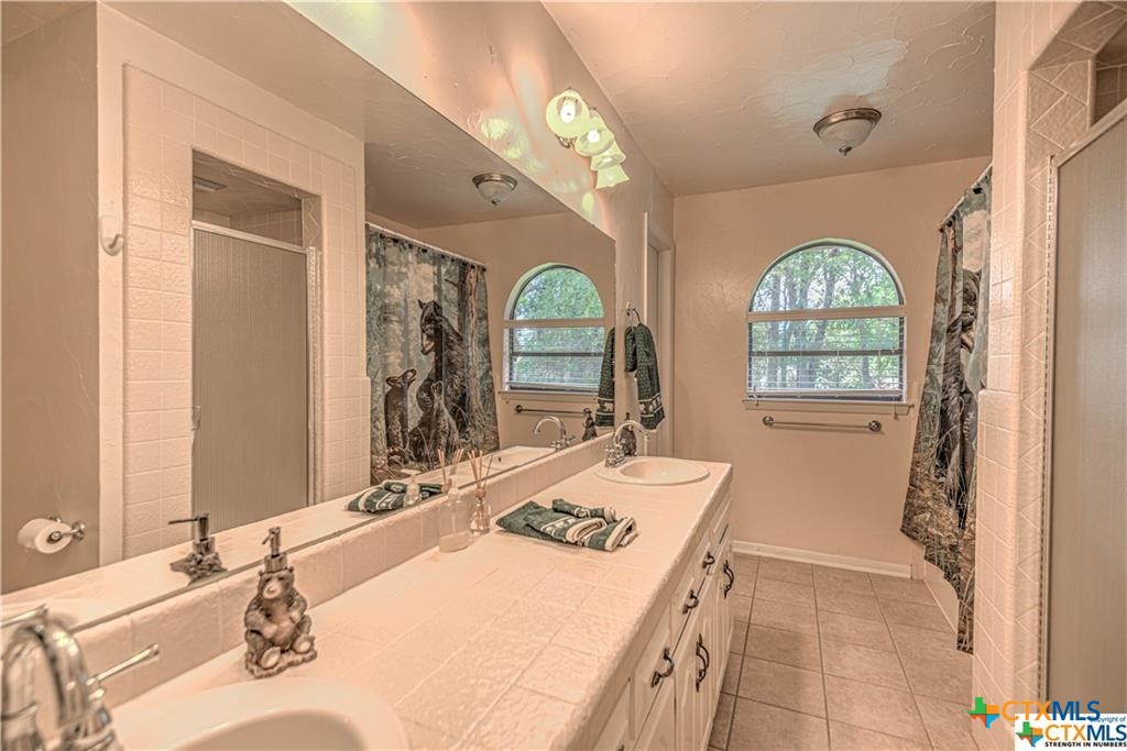 980 Thomas Arnold Road Salado, TX 76571 - Photo 22 of 46