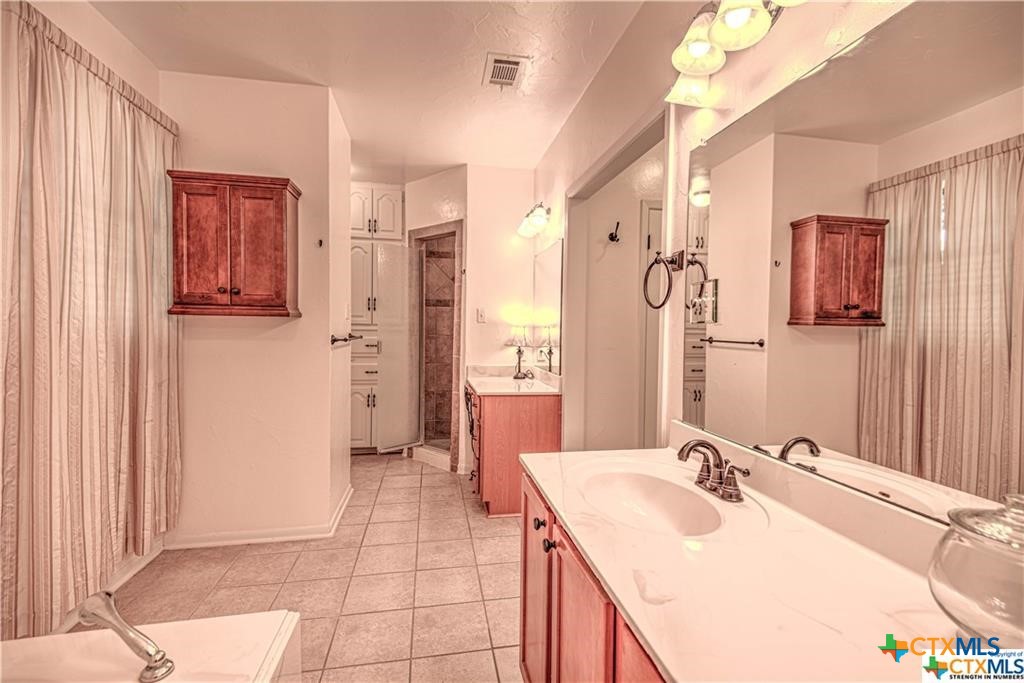 980 Thomas Arnold Road Salado, TX 76571 - Photo 30 of 46