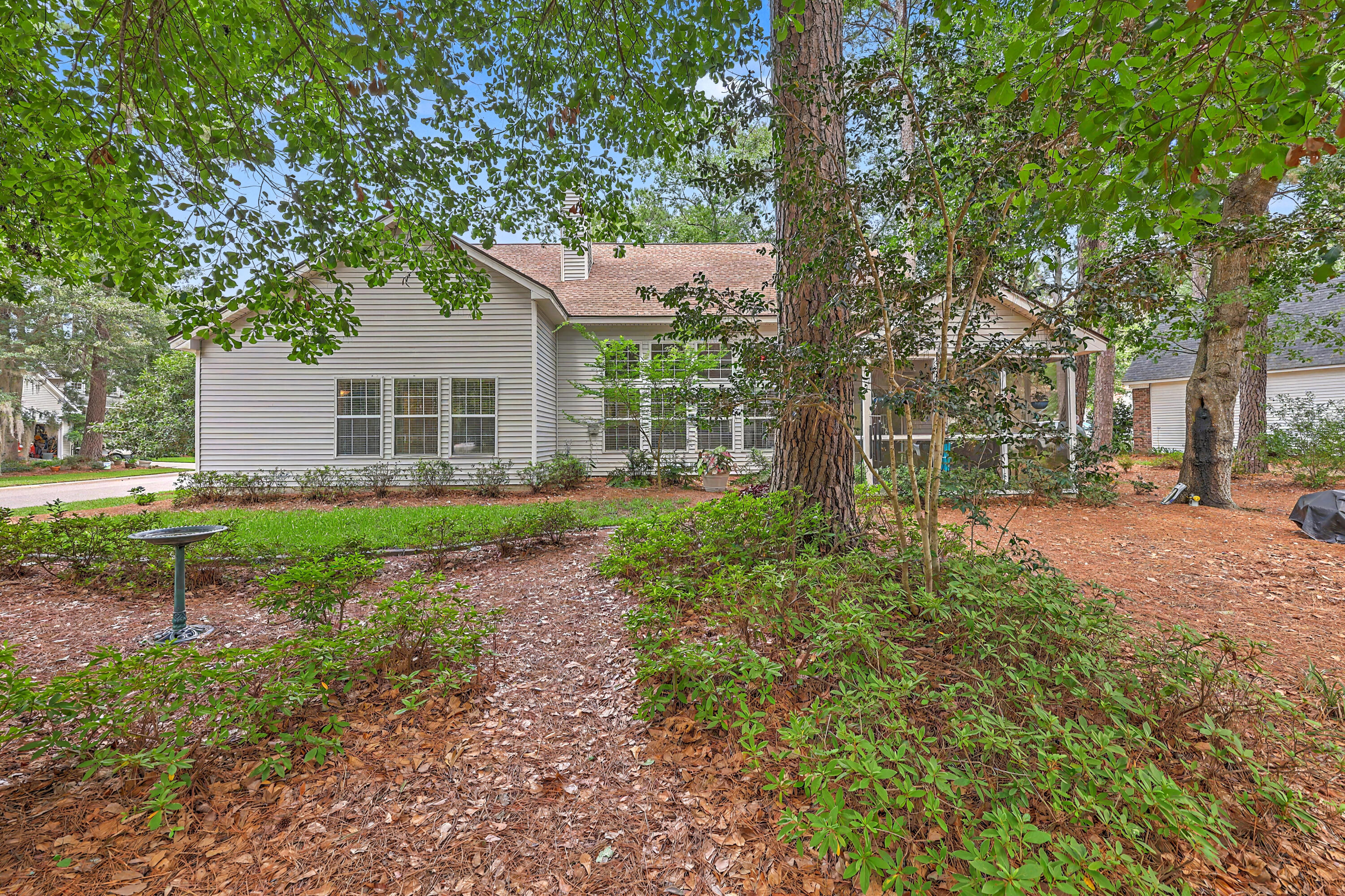 561 Pointe Of Oaks Road Summerville, SC 29485 - Photo 34 of 35