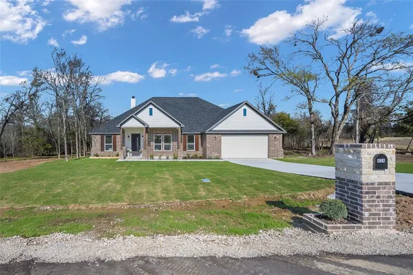 $445,000 | 424 Private Road 5440, Point, TX 75472