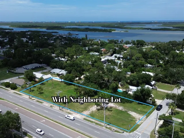 a view of a tennis court