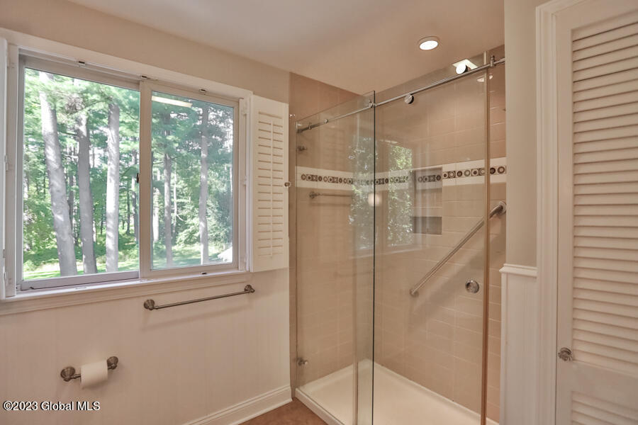 36 Font Grove Road Bethlehem, NY 12159 - Photo 46 of 59 36-Font-Grove-63
