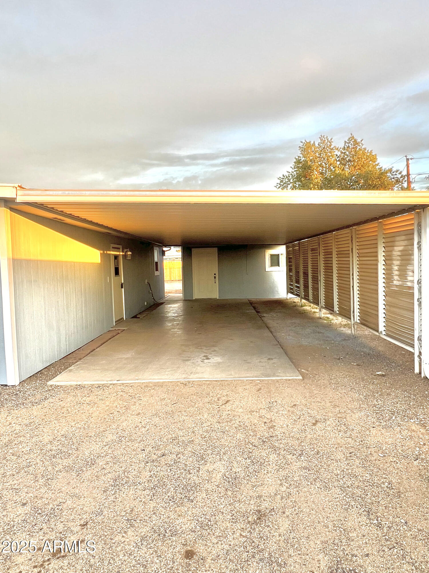 19039 North Dinero Road Peoria, AZ 85373 - Photo 37 of 39 IMG_1077