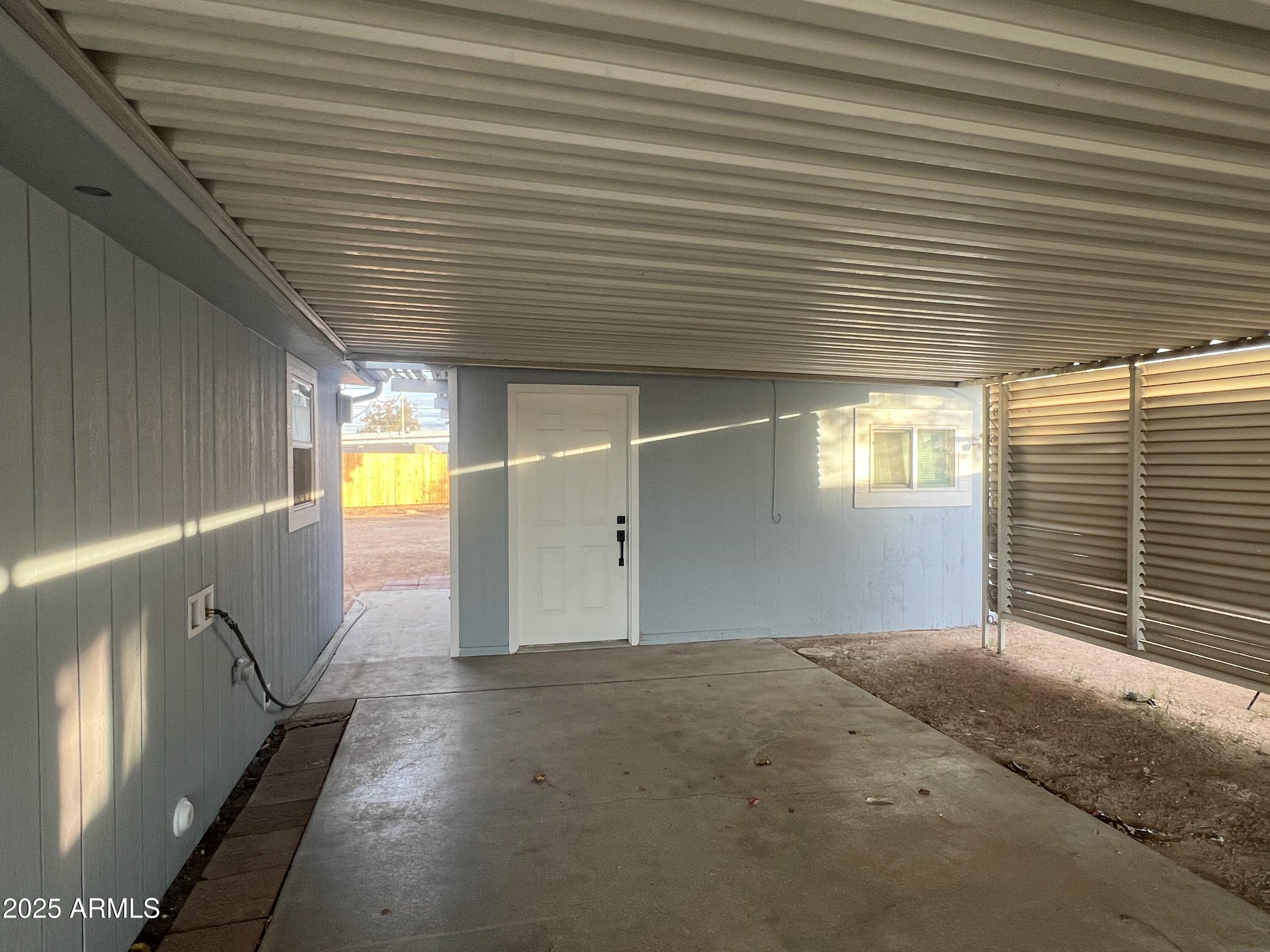 19039 North Dinero Road Peoria, AZ 85373 - Photo 4 of 39 IMG_1024