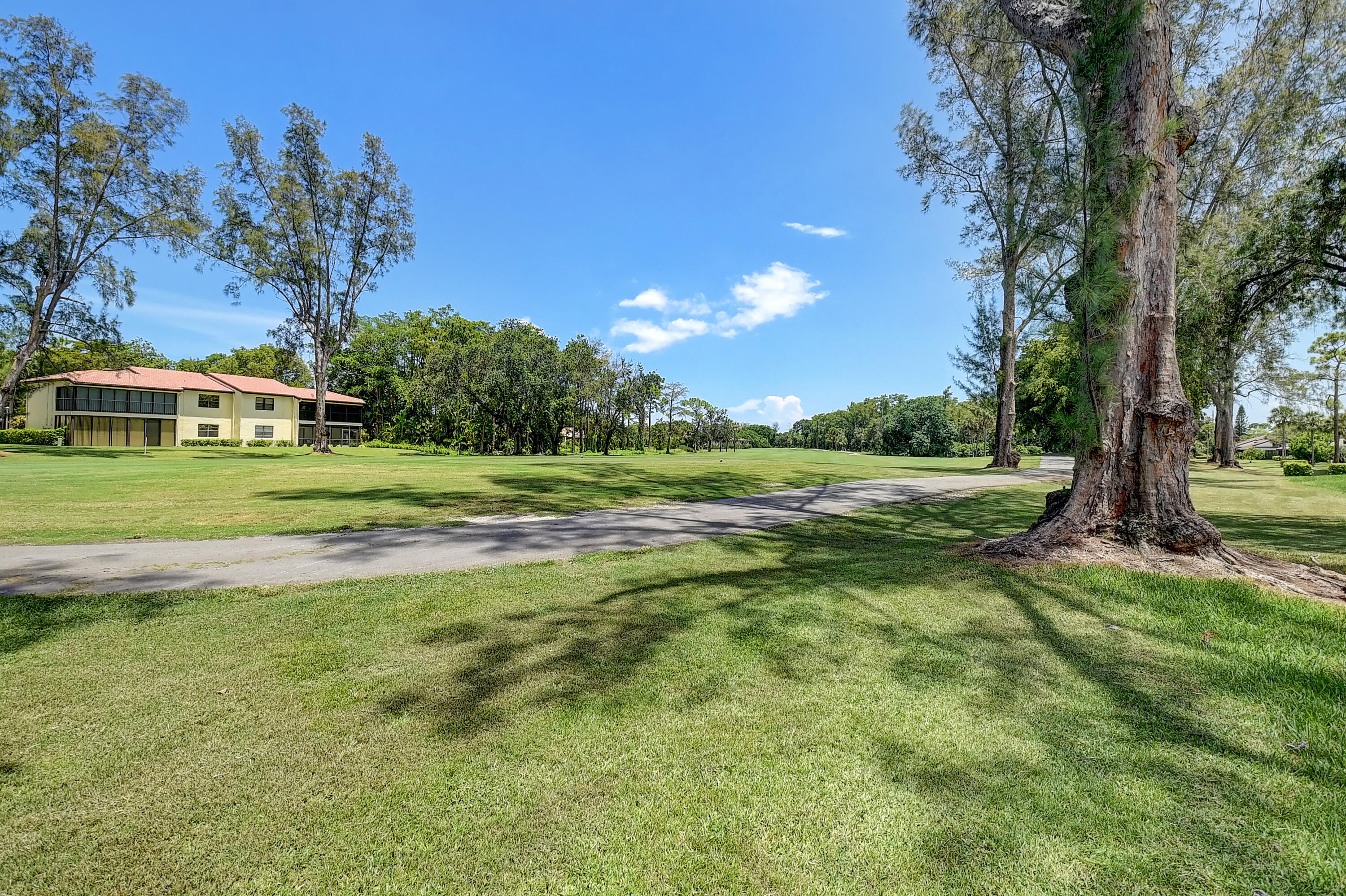 21662 Arriba Real, Unit 44G Boca Raton, FL 33433 - Photo 32 of 39 4 (31)