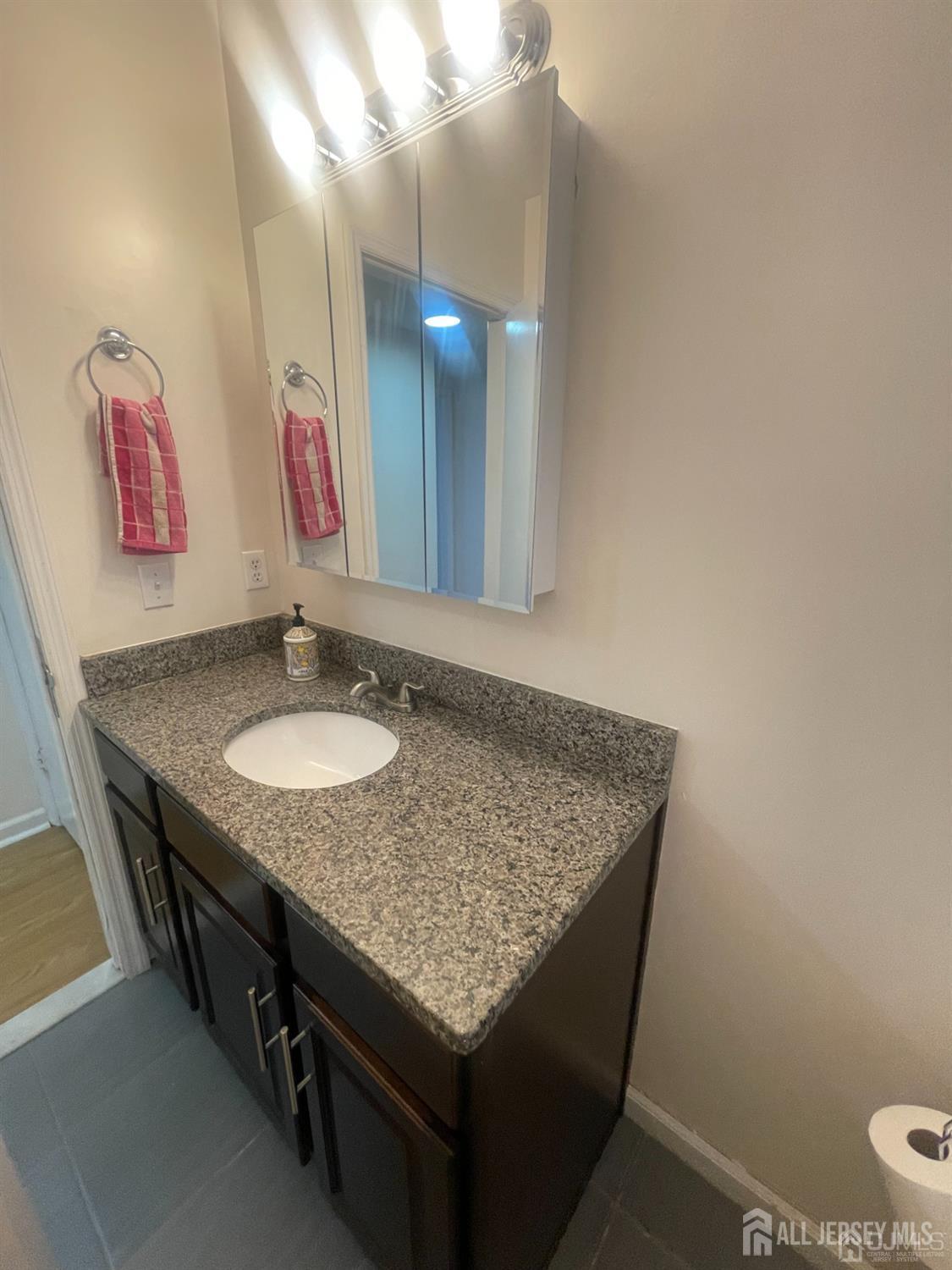 1503 Plymouth Road North Brunswick, NJ 08902 - Photo 21 of 22