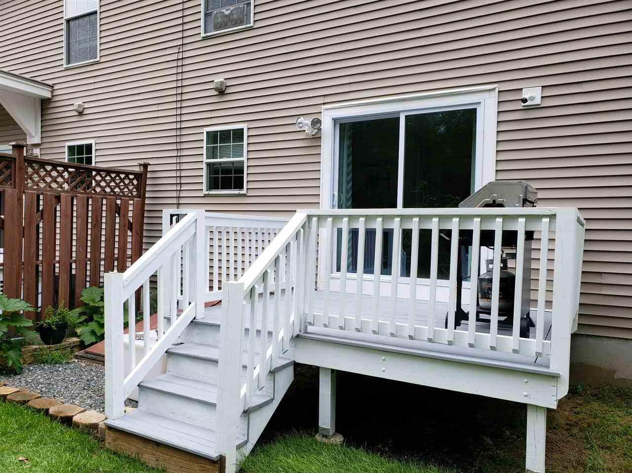 30 A Dale Road Hooksett, NH 03106 - Photo 34 of 39