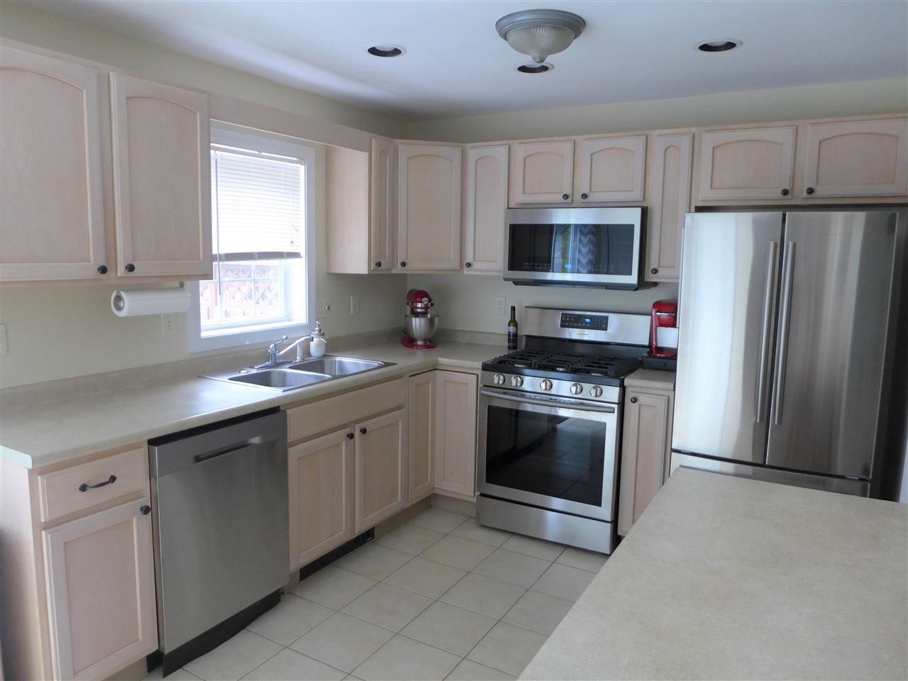 30 A Dale Road Hooksett, NH 03106 - Photo 10 of 39