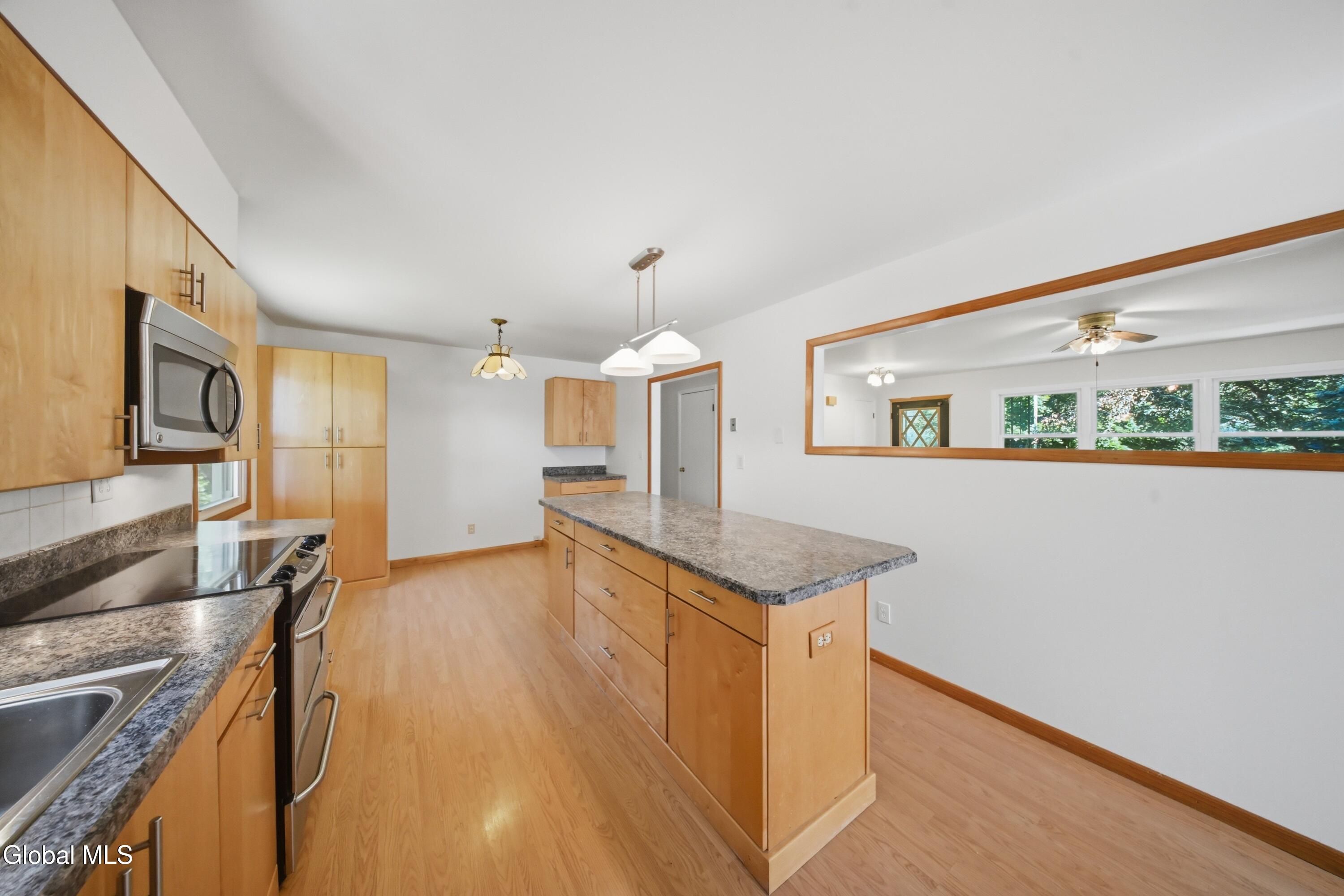 103 Smith Road Mechanicville, NY 12118 - Photo 9 of 36 9