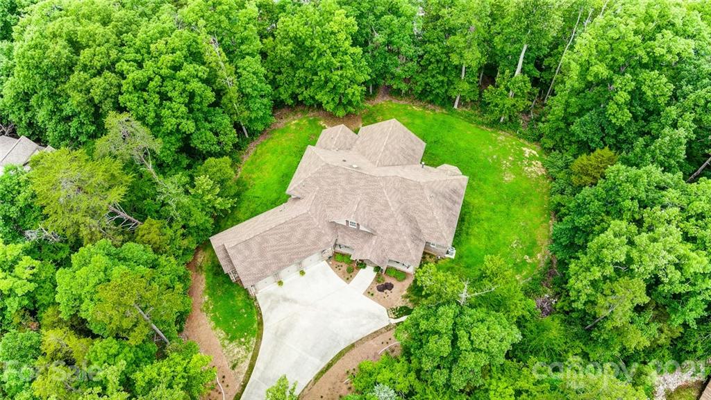 139 Mariners Bluff Road York, SC 29745 - Photo 2 of 43 Gallery Image 2