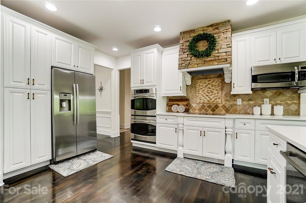 139 Mariners Bluff Road York, SC 29745 - Photo 14 of 43 Gallery Image 14