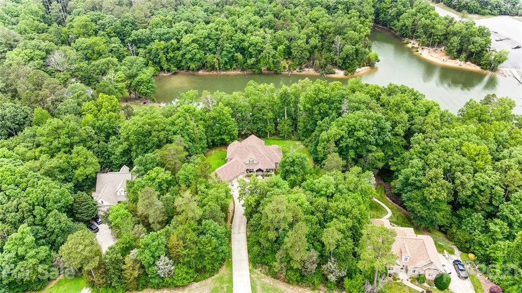 139 Mariners Bluff Road York, SC 29745 - Photo 3 of 43 Gallery Image 3