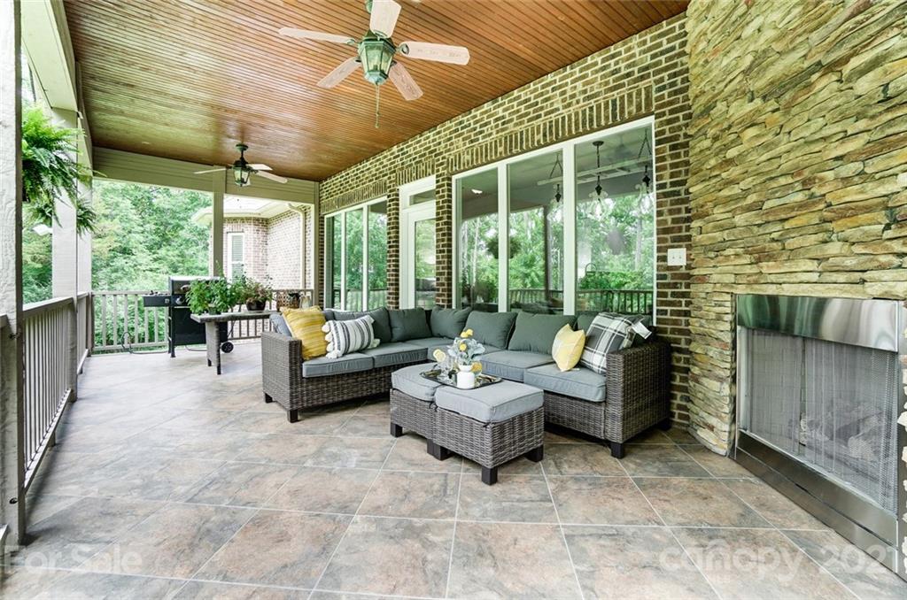 139 Mariners Bluff Road York, SC 29745 - Photo 22 of 43 Gallery Image 22