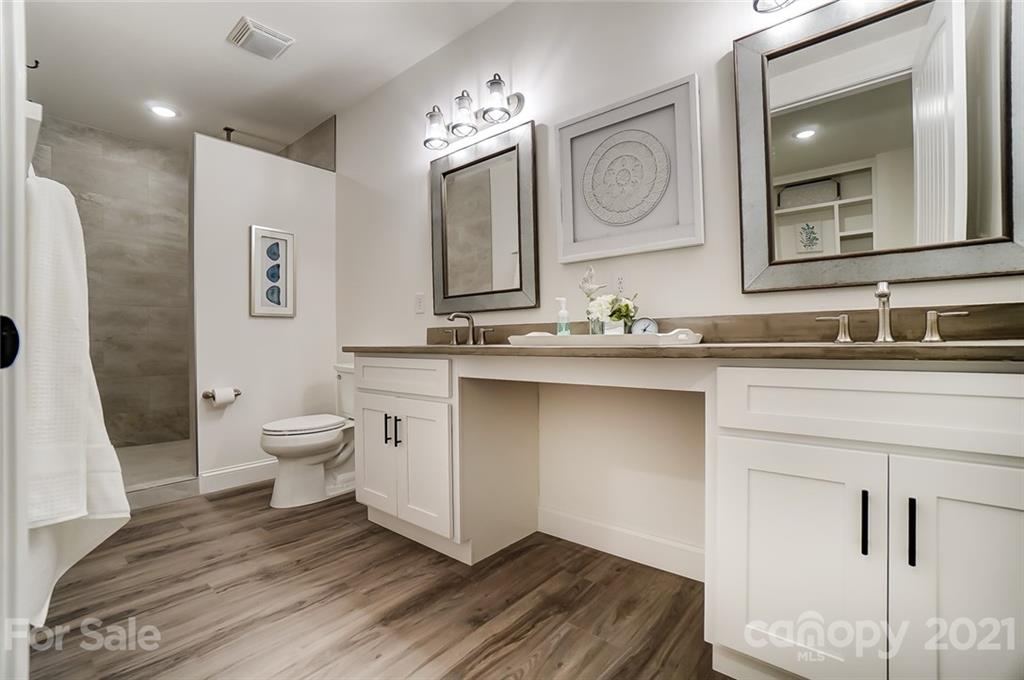 139 Mariners Bluff Road York, SC 29745 - Photo 36 of 43 Gallery Image 36