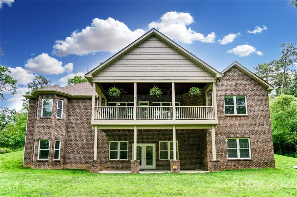 139 Mariners Bluff Road York, SC 29745 - Photo 39 of 43 Gallery Image 39