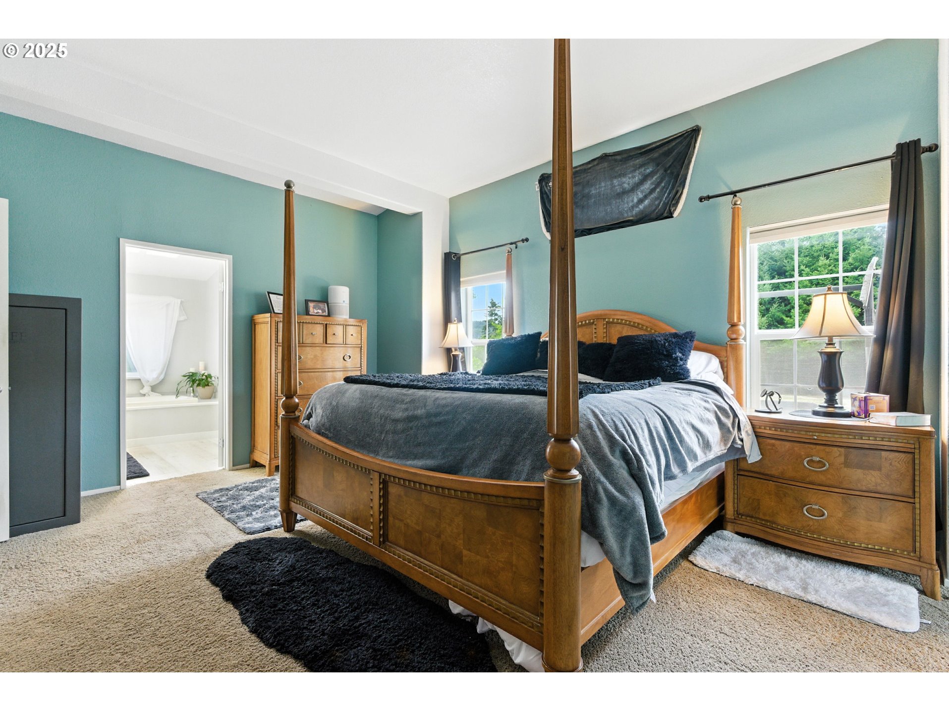 20160 Southeast Foster Road Damascus, OR 97089 - Photo 22 of 48 a living room with furniture and a large window