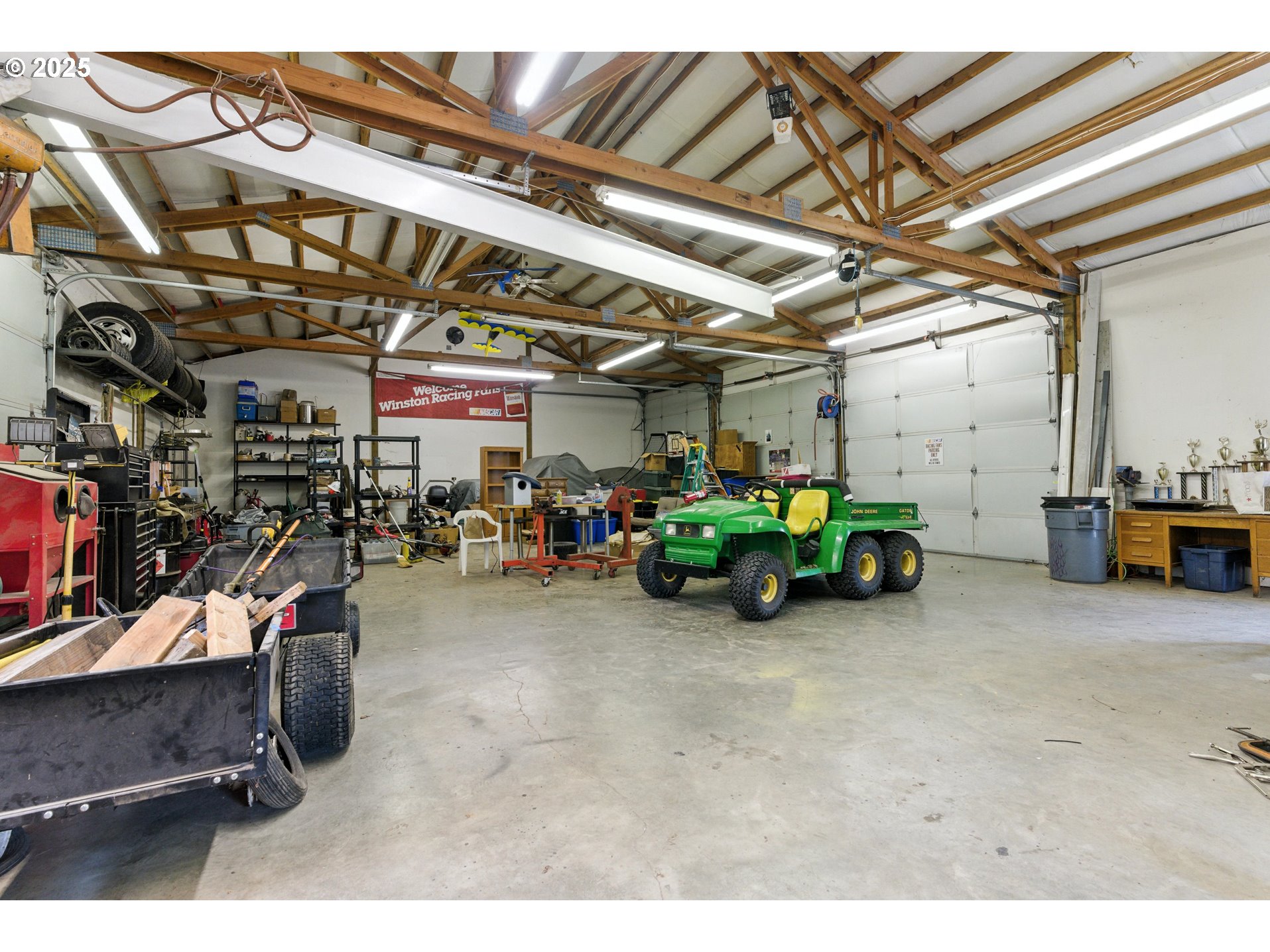 20160 Southeast Foster Road Damascus, OR 97089 - Photo 47 of 48 a view of a room with gym equipment
