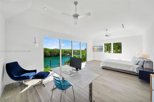 $24,500,000 | 180 Cape Florida Drive, Key Biscayne, FL 33149
