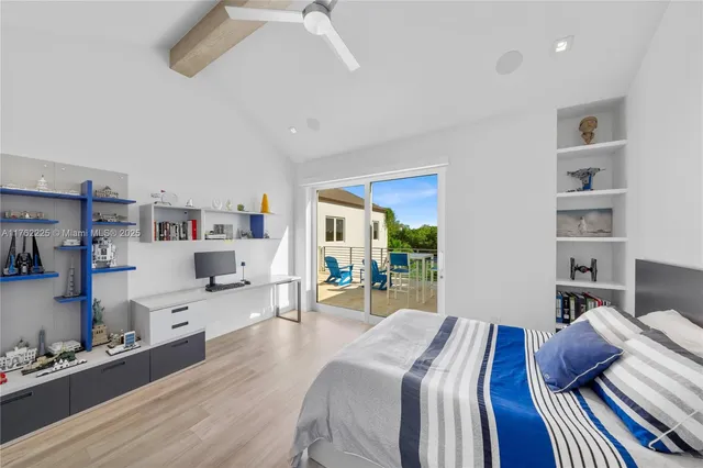 $24,500,000 | 180 Cape Florida Drive, Key Biscayne, FL 33149