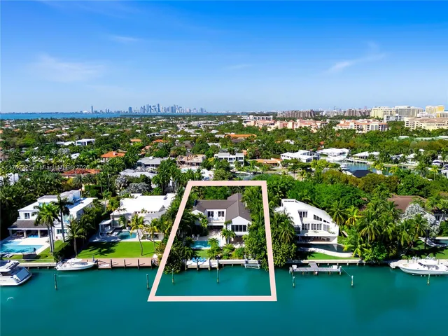 $24,500,000 | 180 Cape Florida Drive, Key Biscayne, FL 33149