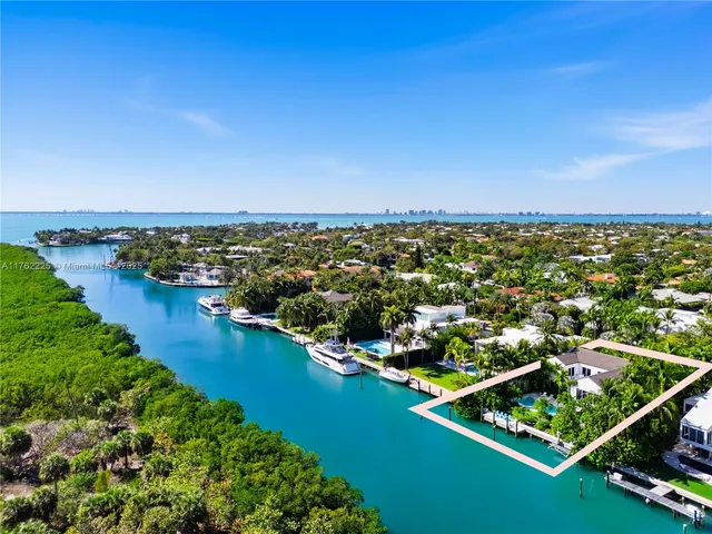 $24,500,000 | 180 Cape Florida Drive, Key Biscayne, FL 33149