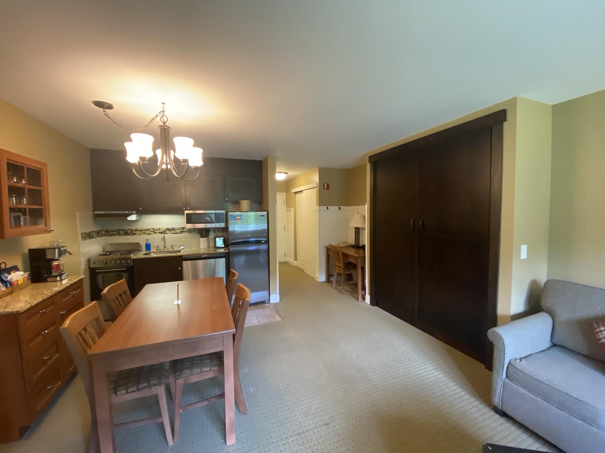 89 Grand Summit Way, Unit 121 West Dover, VT 05356 - Photo 9 of 22