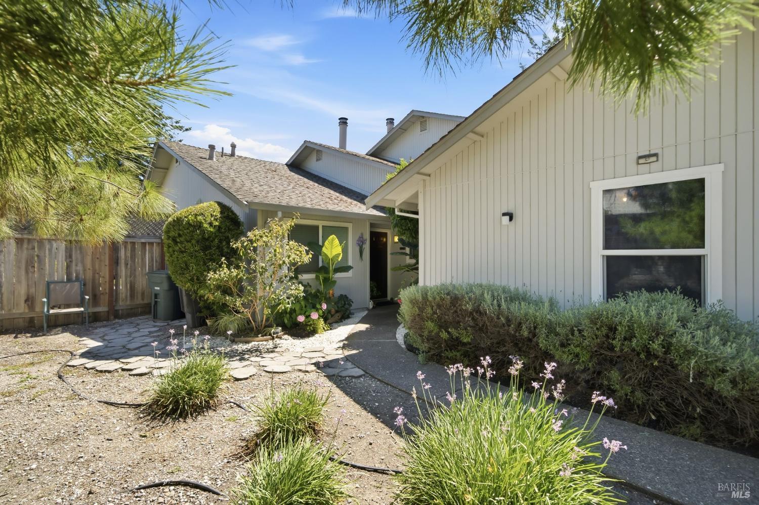 7078 Avenida Cala Rohnert Park, CA 94928 - Photo 7 of 46