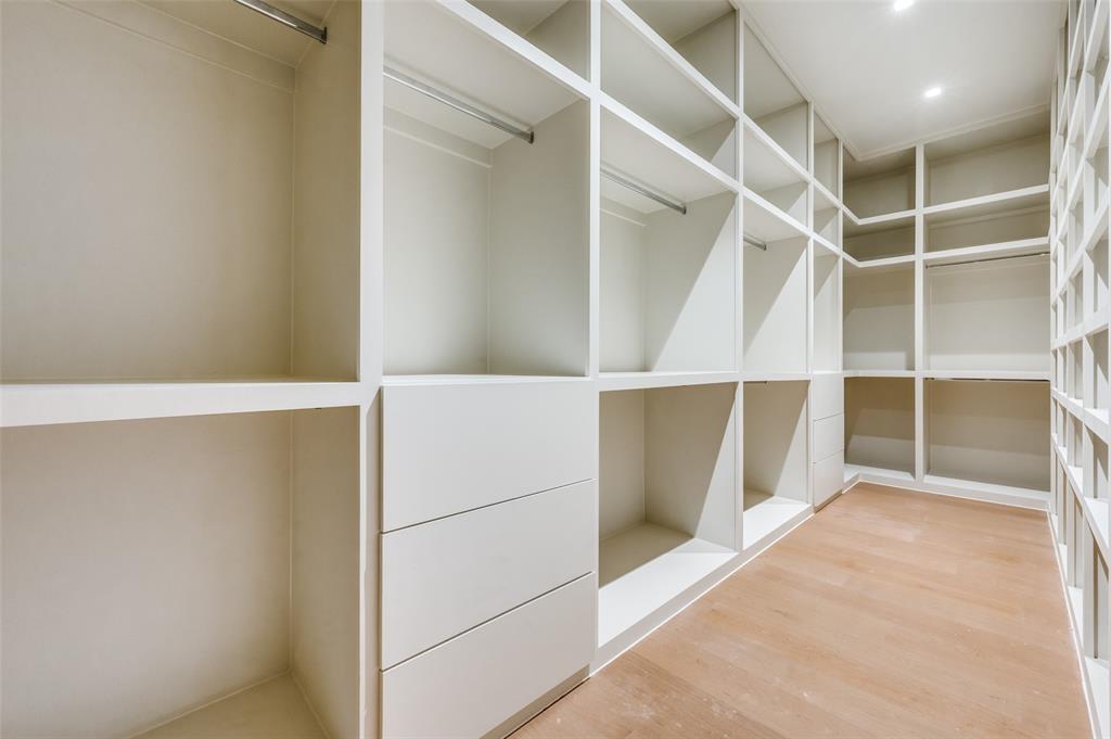 3761 Dunhaven Road Dallas, TX 75220 - Photo 18 of 34